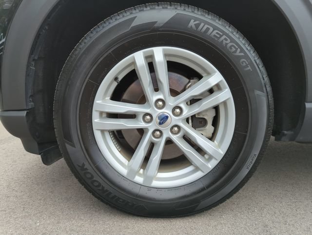 Certified 2023 Ford Explorer XLT w/ Equipment Group 202A AWD/4WD image 10