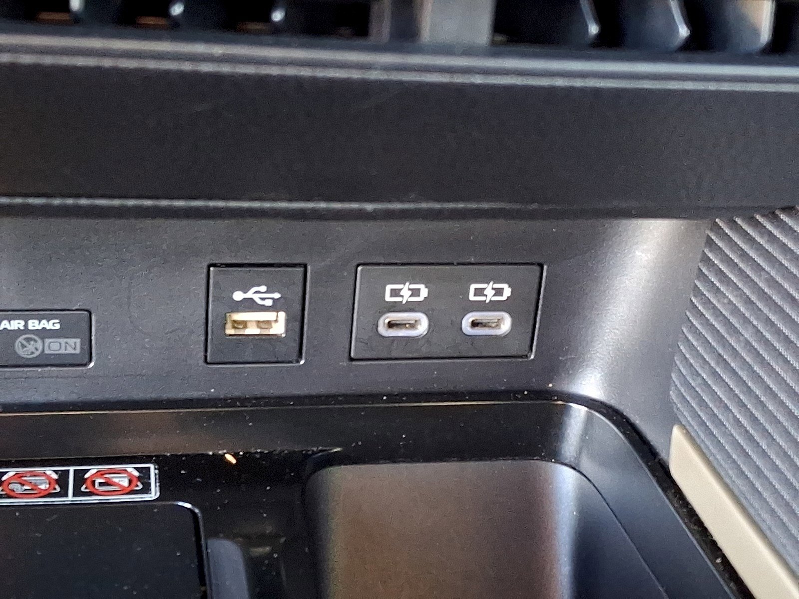 Used 2025 Toyota Camry SE FWD image 22