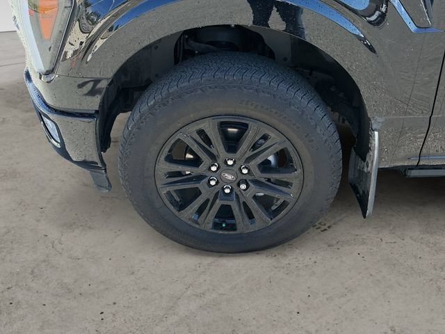 Certified 2025 Ford F150 Platinum AWD/4WD image 9