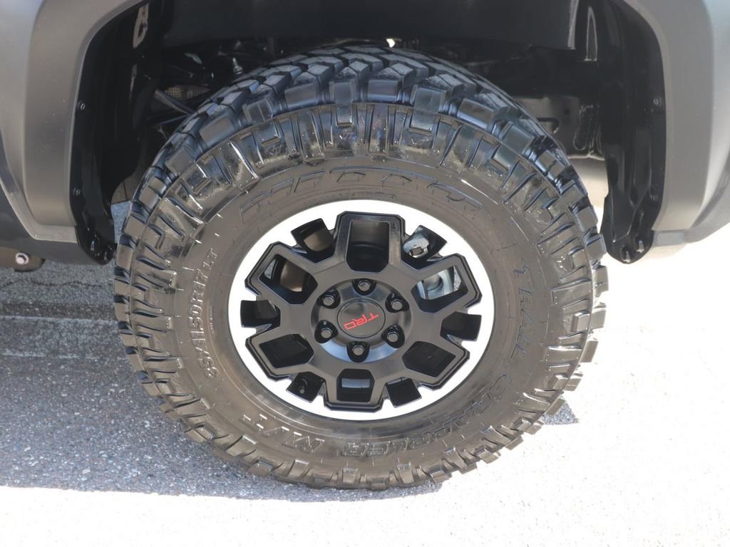Used 2026 Toyota Tacoma TRD Off-Road w/ TRD Off Road Upgrade Package AWD/4WD image 16