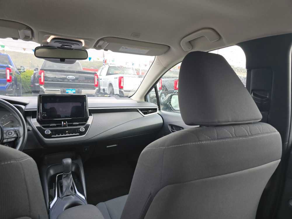Used 2023 Toyota Corolla LE image 14