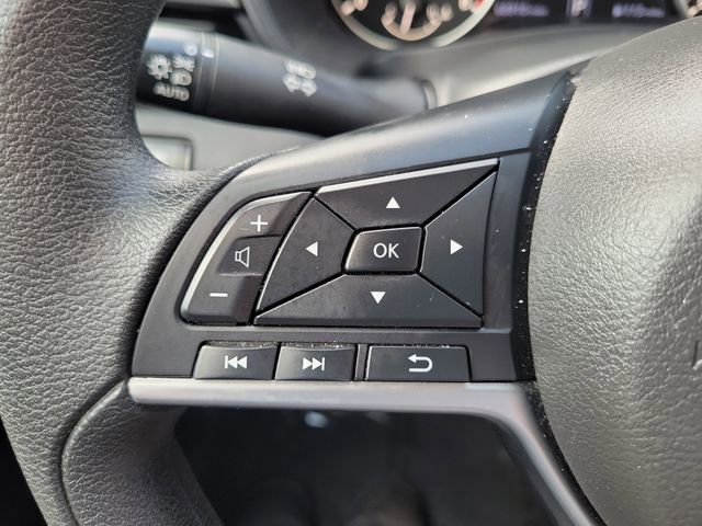 Used 2024 Nissan Altima 2.5 SV image 10