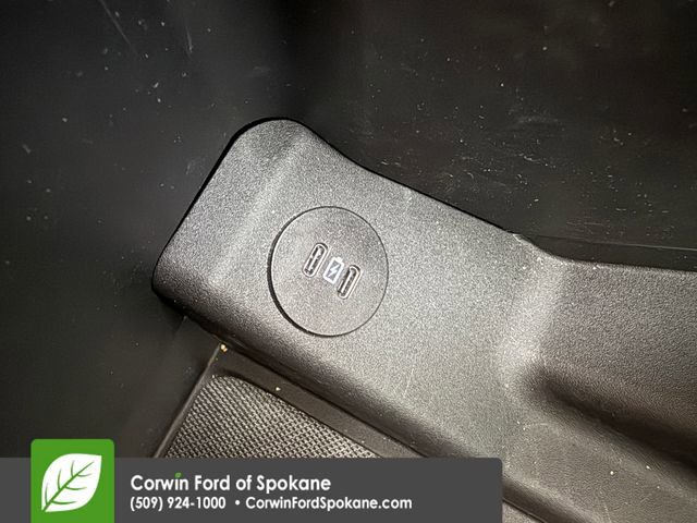 Certified 2024 Ford F150 Lightning Lariat image 37