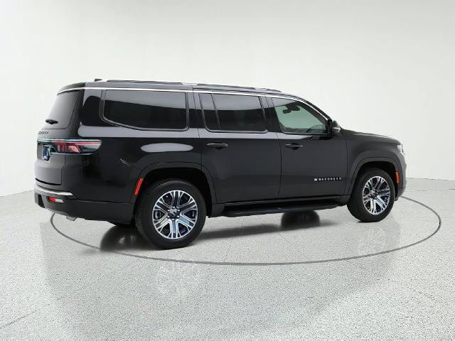 Used 2025 Jeep Wagoneer 4WD w/ Premium Group I image 8