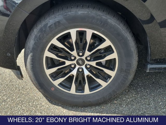 Certified 2025 Ford Expedition Platinum AWD/4WD image 25