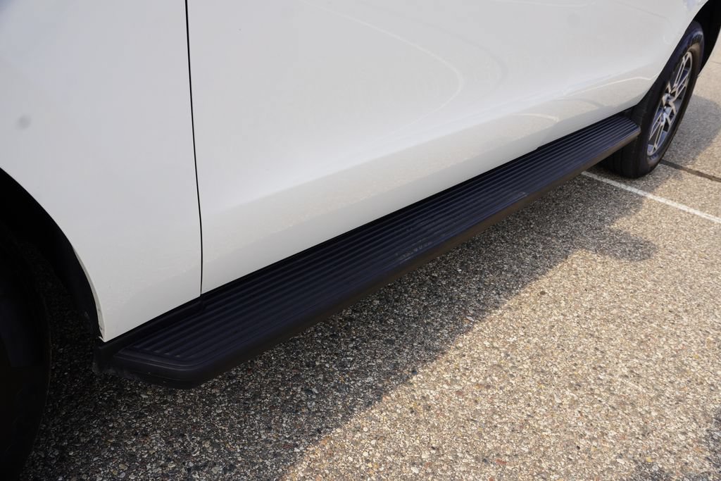 Certified 2025 Ford Expedition Max Active RWD image 14