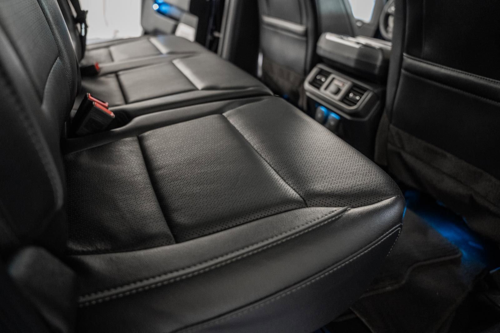 Certified 2024 Ford F150 Lariat w/ Equipment Group 502A High image 41