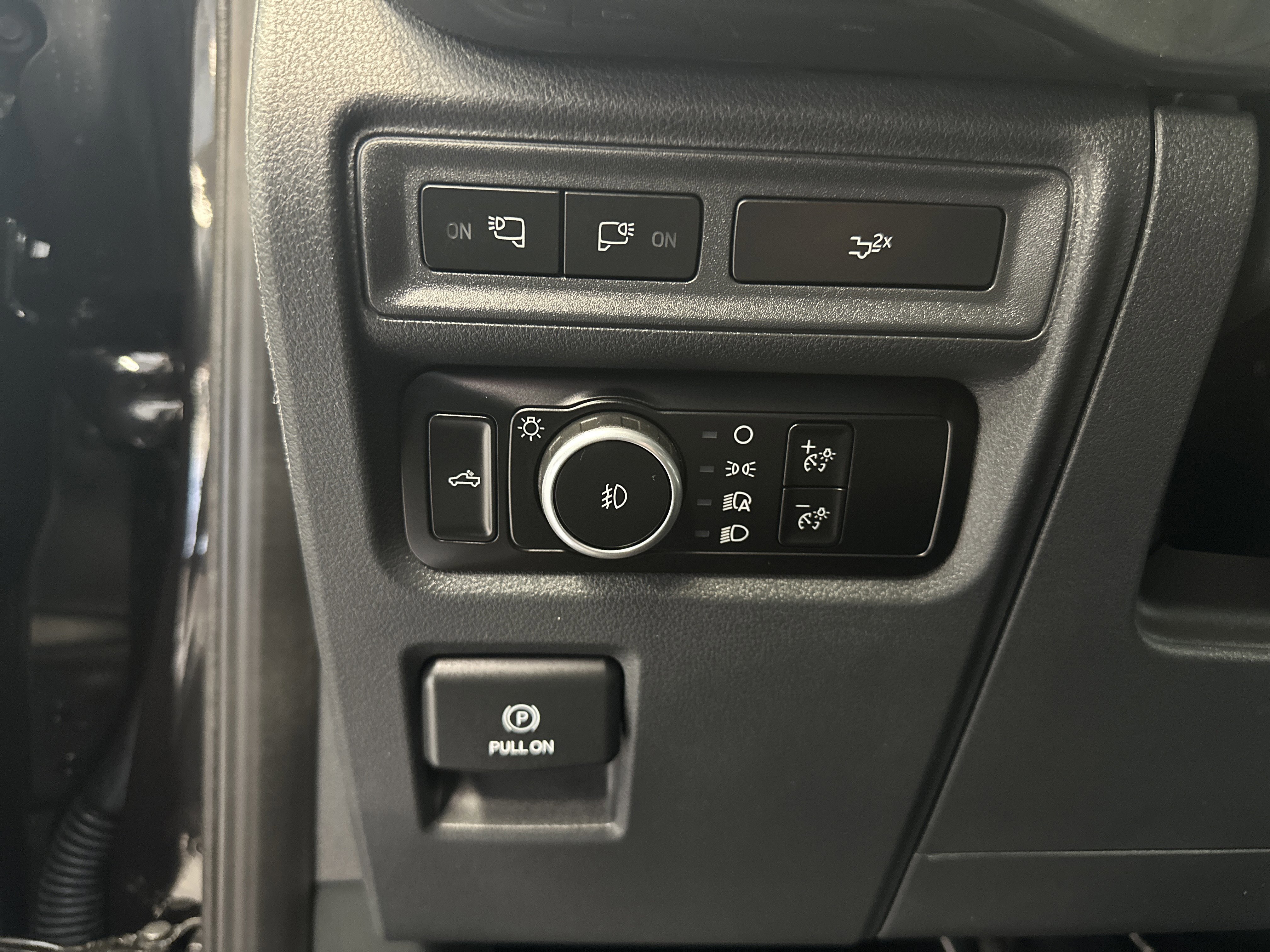 Certified 2023 Ford F150 XLT w/ Equipment Group 302A High image 24