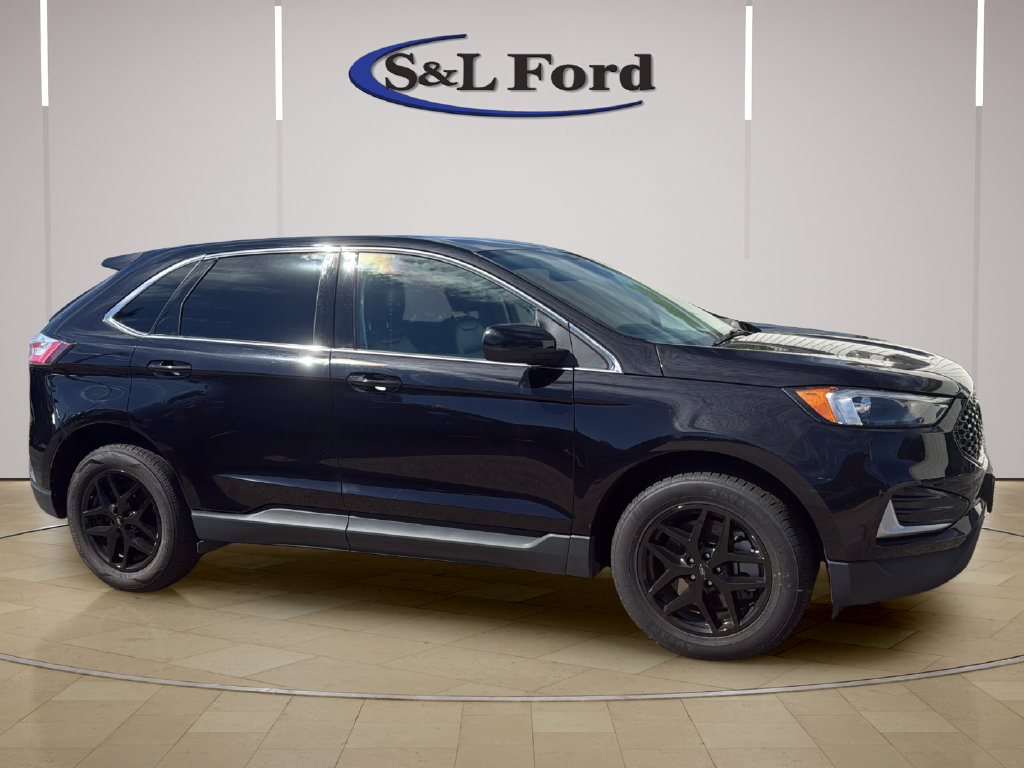 Certified 2024 Ford Edge SEL AWD/4WD image 10
