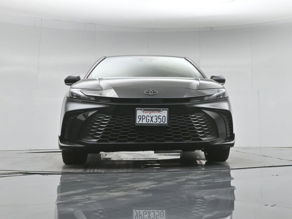 Used 2025 Toyota Camry SE w/ Convenience Package FWD image 47