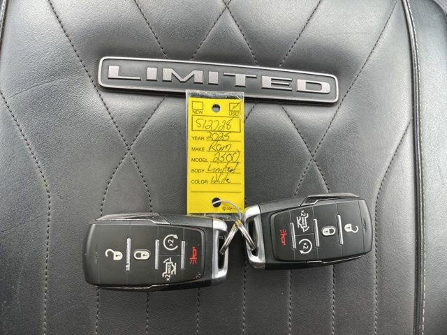 Used 2025 RAM 2500 Limited AWD/4WD image 34