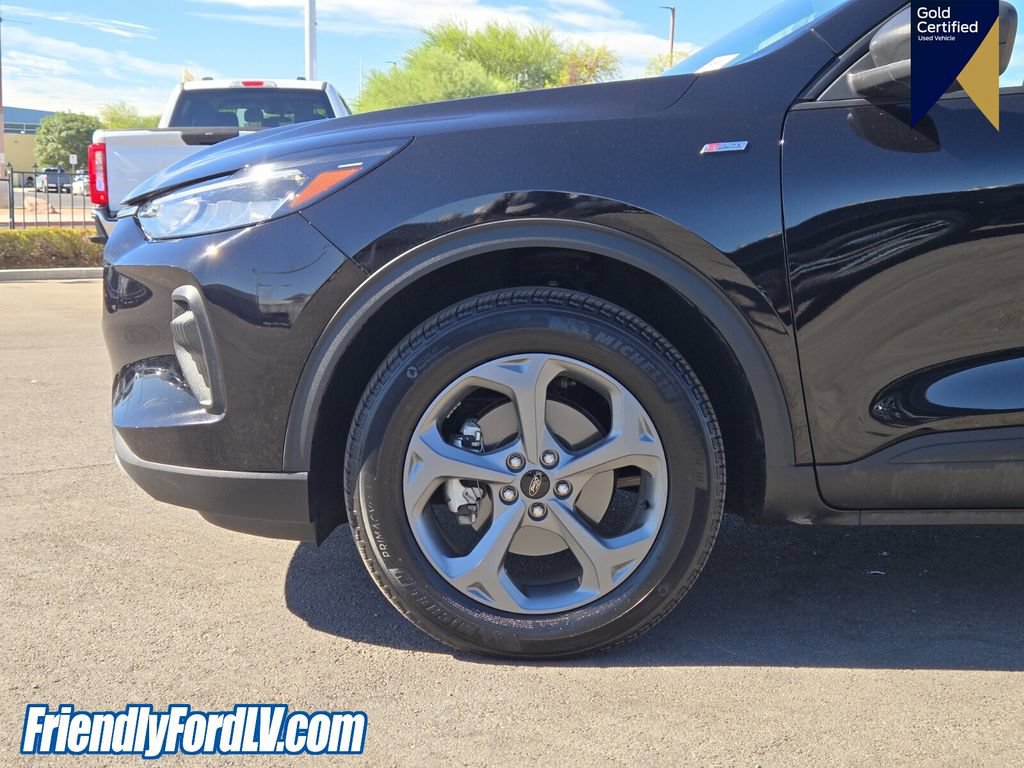 Certified 2025 Ford Escape ST-Line AWD/4WD image 9
