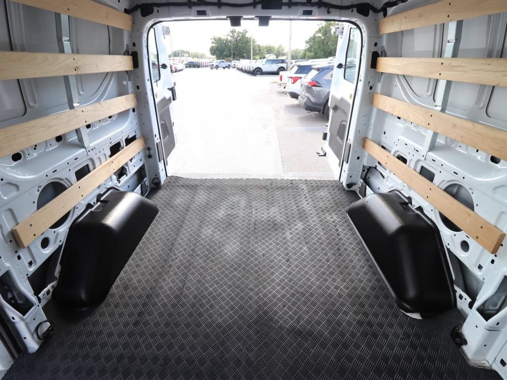 Certified 2025 Ford Transit 250 Low Roof w/ Exterior Upgrade Package RWD image 12