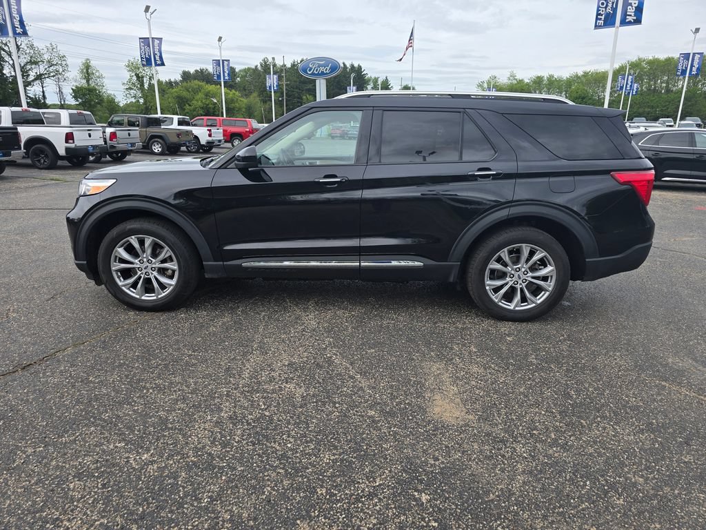 Certified 2023 Ford Explorer Limited AWD/4WD image 4