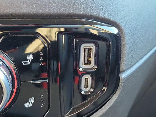 Used 2026 GMC Sierra 1500 SLT image 33