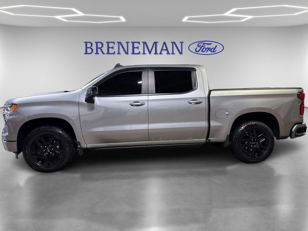 Used 2023 Chevrolet Silverado 1500 RST w/ Z71 Off-Road Package image 2