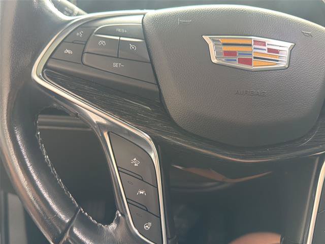 Used 2020 Cadillac XT5 Premium Luxury AWD/4WD image 20
