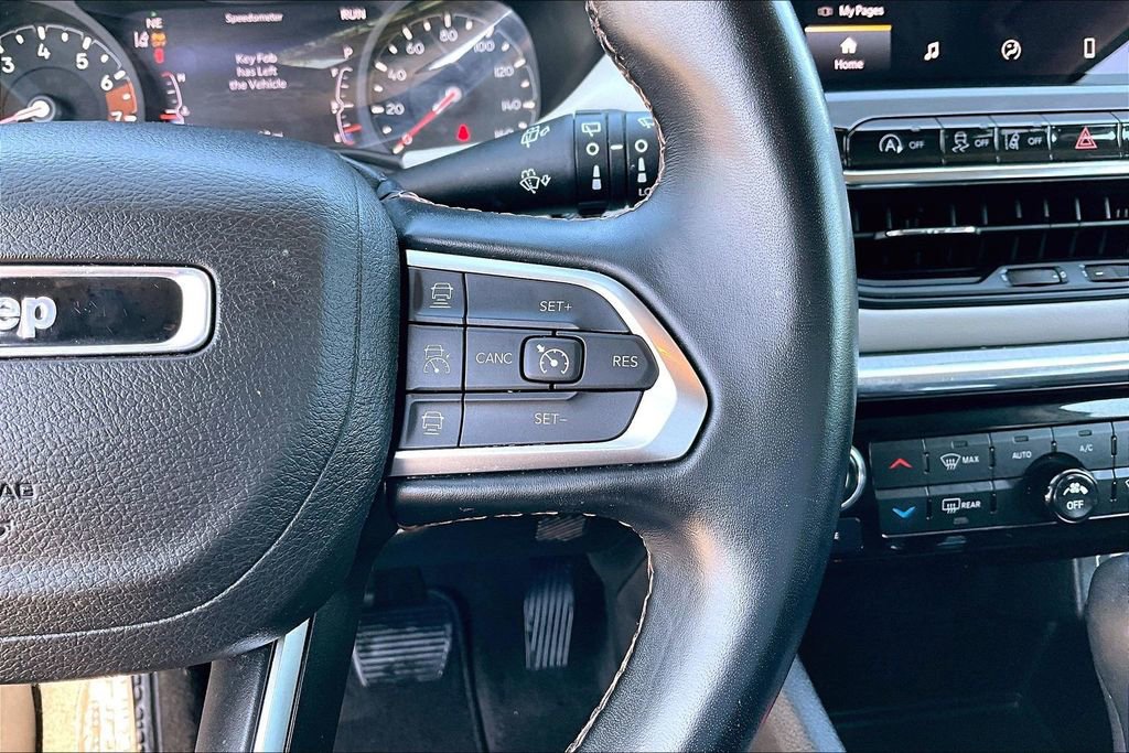 Used 2022 Jeep Compass Limited image 19