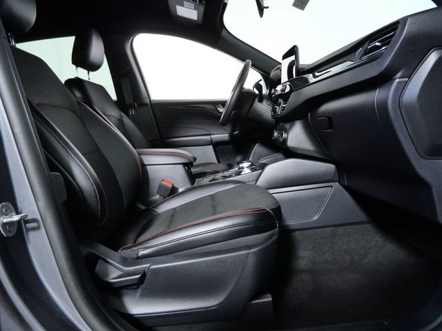 Certified 2025 Ford Escape ST-Line Select AWD/4WD image 7