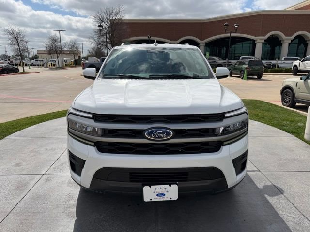 Certified 2024 Ford Expedition Max XLT image 5