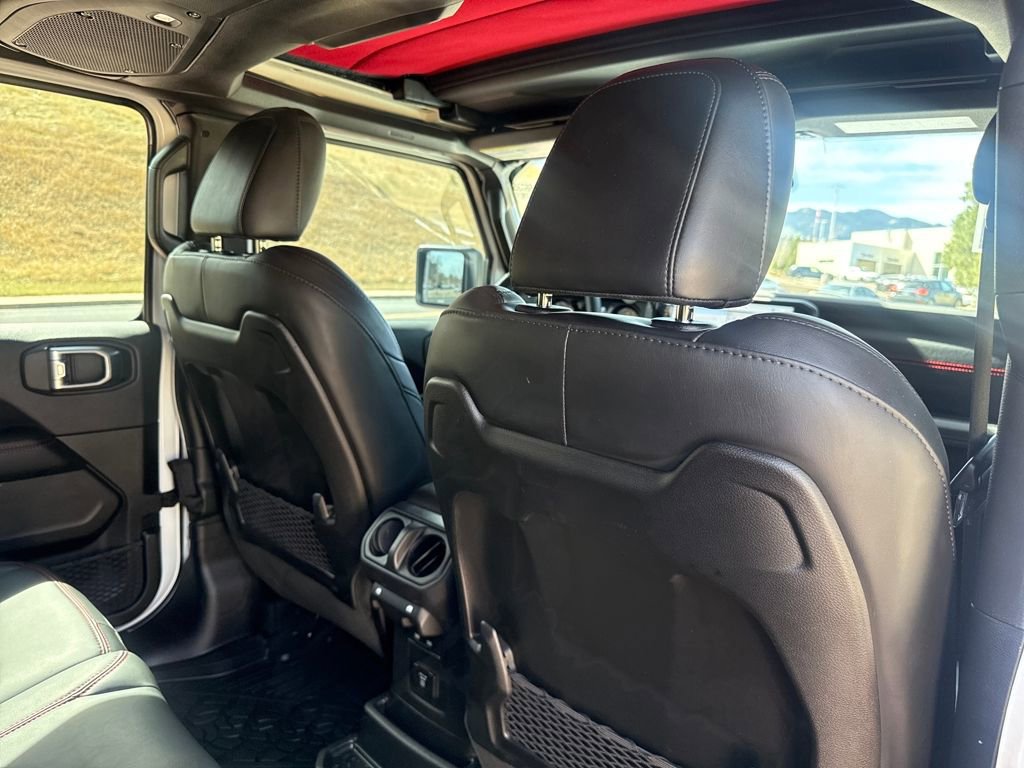 Used 2025 Jeep Wrangler Unlimited Rubicon image 27