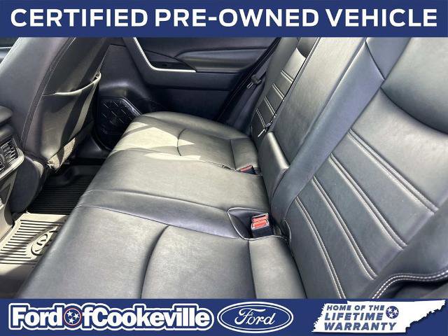 Used 2021 Toyota RAV4 XLE Premium AWD/4WD image 19