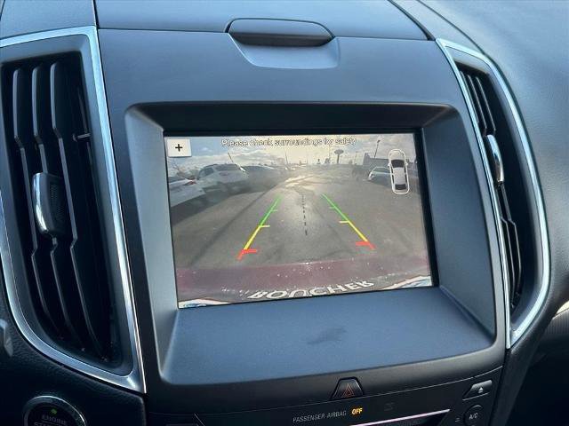 Certified 2018 Ford Edge Titanium w/ Canadian Touring Package image 24