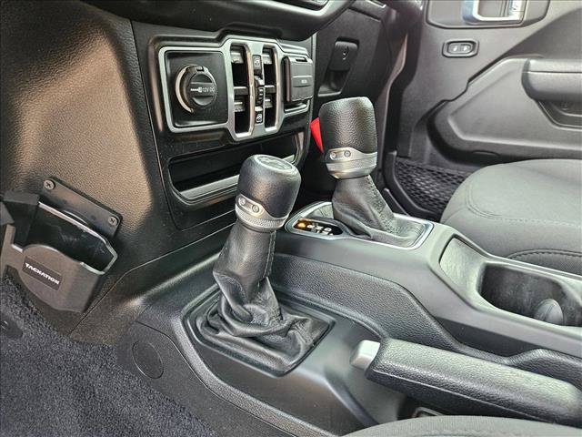 Used 2022 Jeep Wrangler Unlimited Sport AWD/4WD image 13