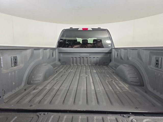 Certified 2025 Ford F350 Lariat w/ Black Appearance Package image 10