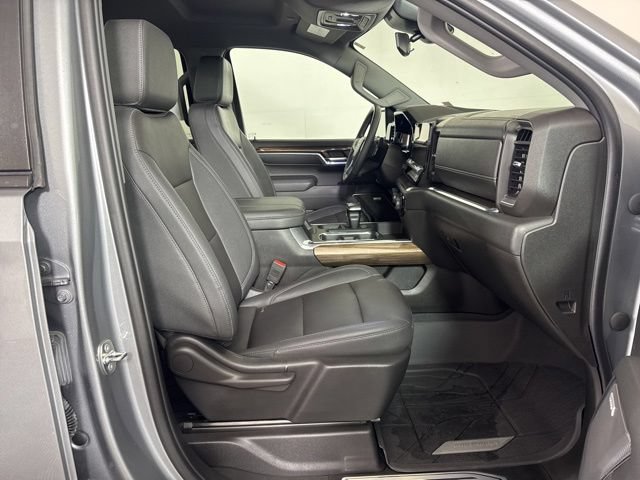 Used 2023 Chevrolet Silverado 1500 RST w/ True North Edition Plus AWD/4WD image 4