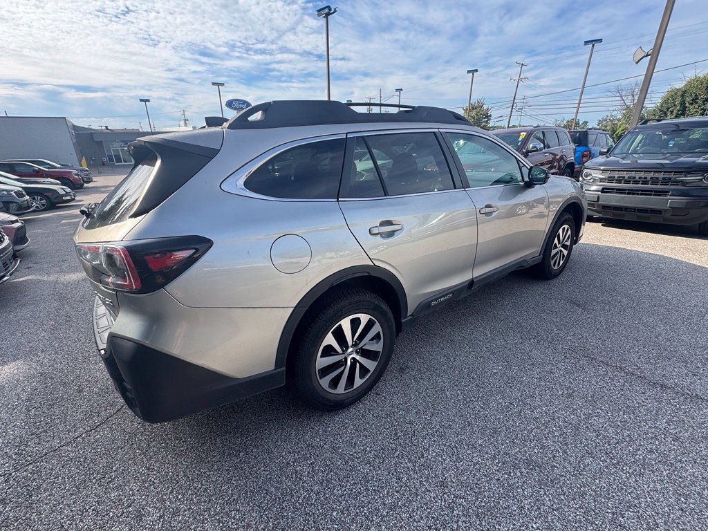 Used 2020 Subaru Outback Premium w/ Popular Package #1 AWD/4WD image 4