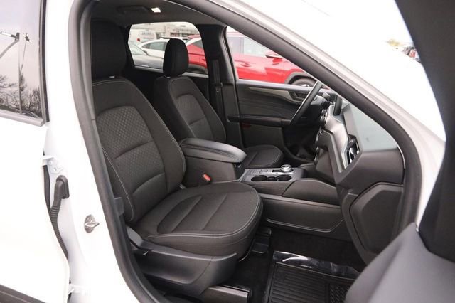 Certified 2025 Ford Escape Active image 25