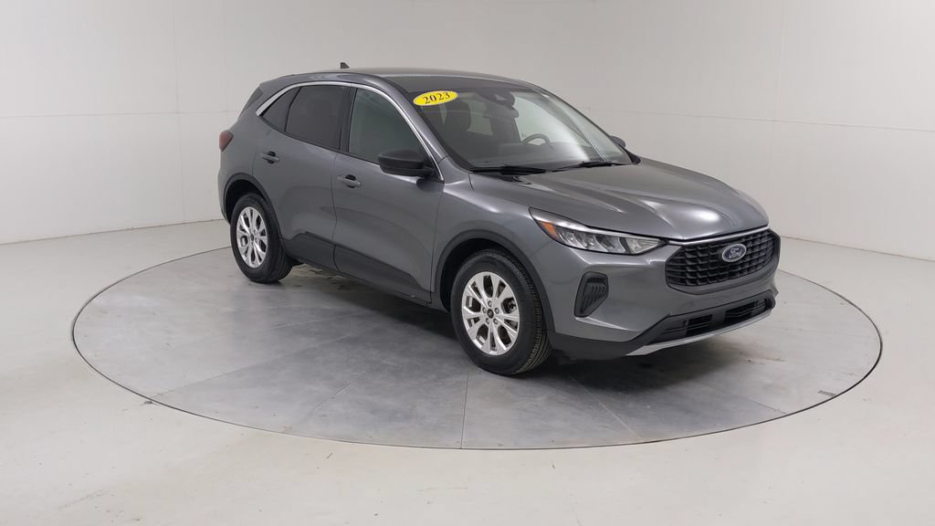 Certified 2023 Ford Escape Active w/ Cold Weather Package FWD image 10