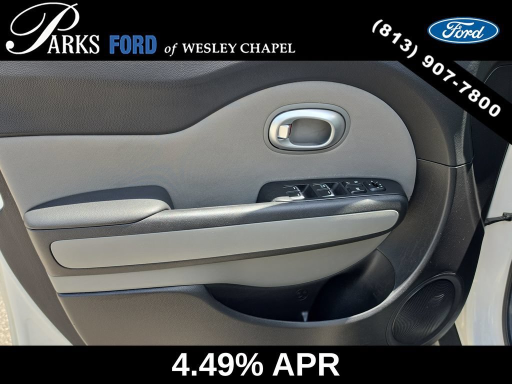 Used 2019 Kia Soul FWD image 16