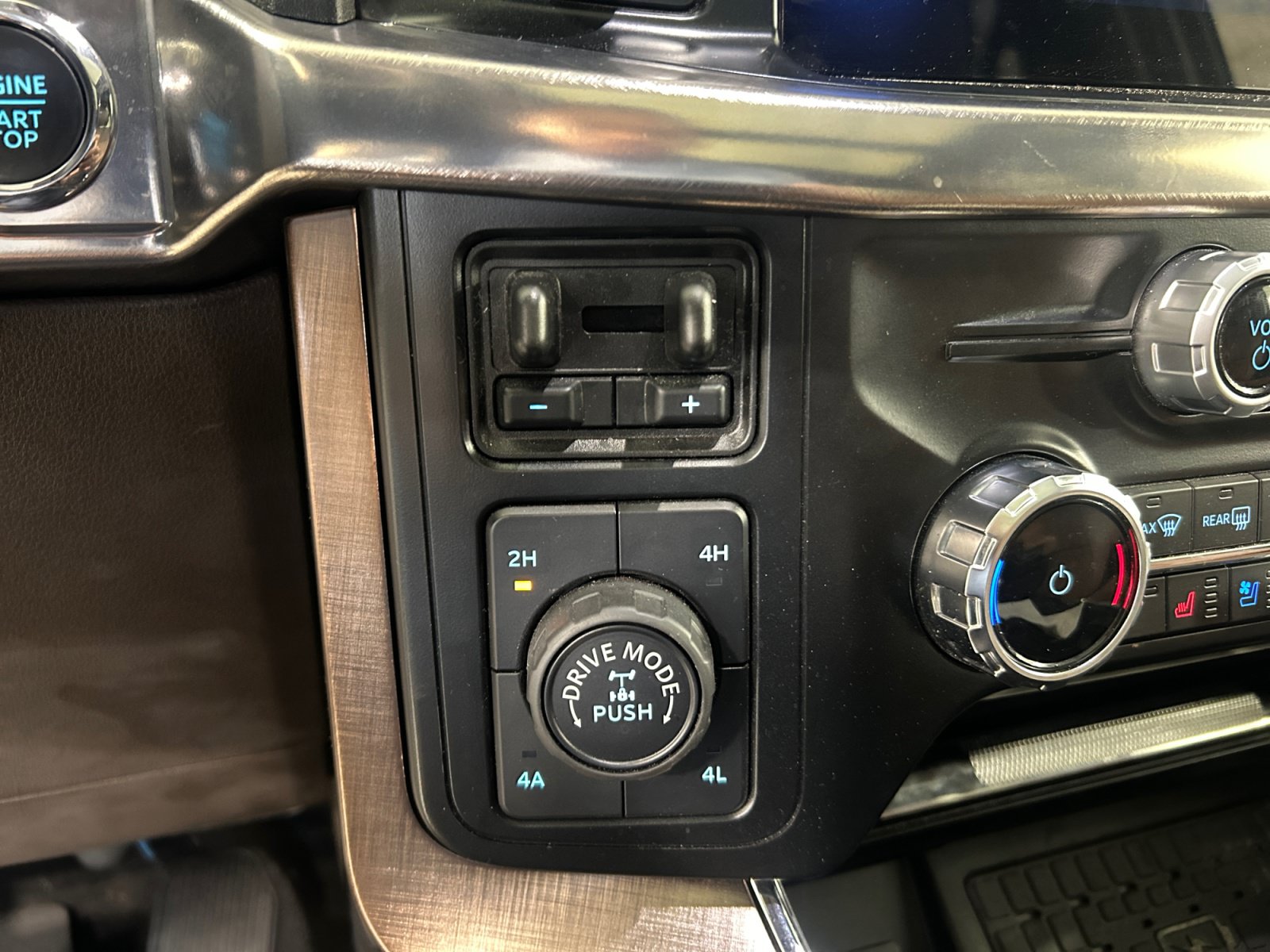 Certified 2024 Ford F150 King Ranch AWD/4WD image 18