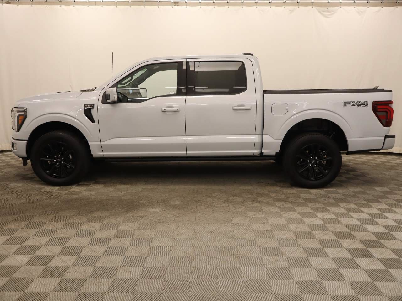 Certified 2025 Ford F150 Platinum w/ FX4 Off-Road Package AWD/4WD image 2