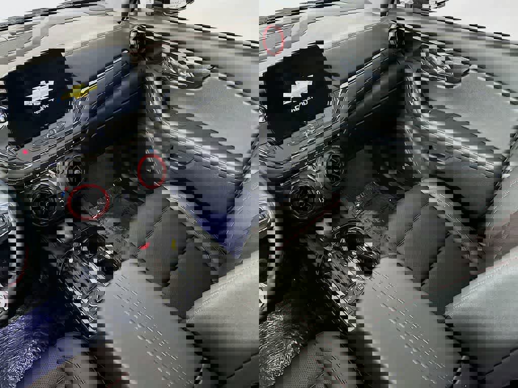 Used 2023 Chevrolet Blazer RS w/ Enhanced Convenience Package image 14