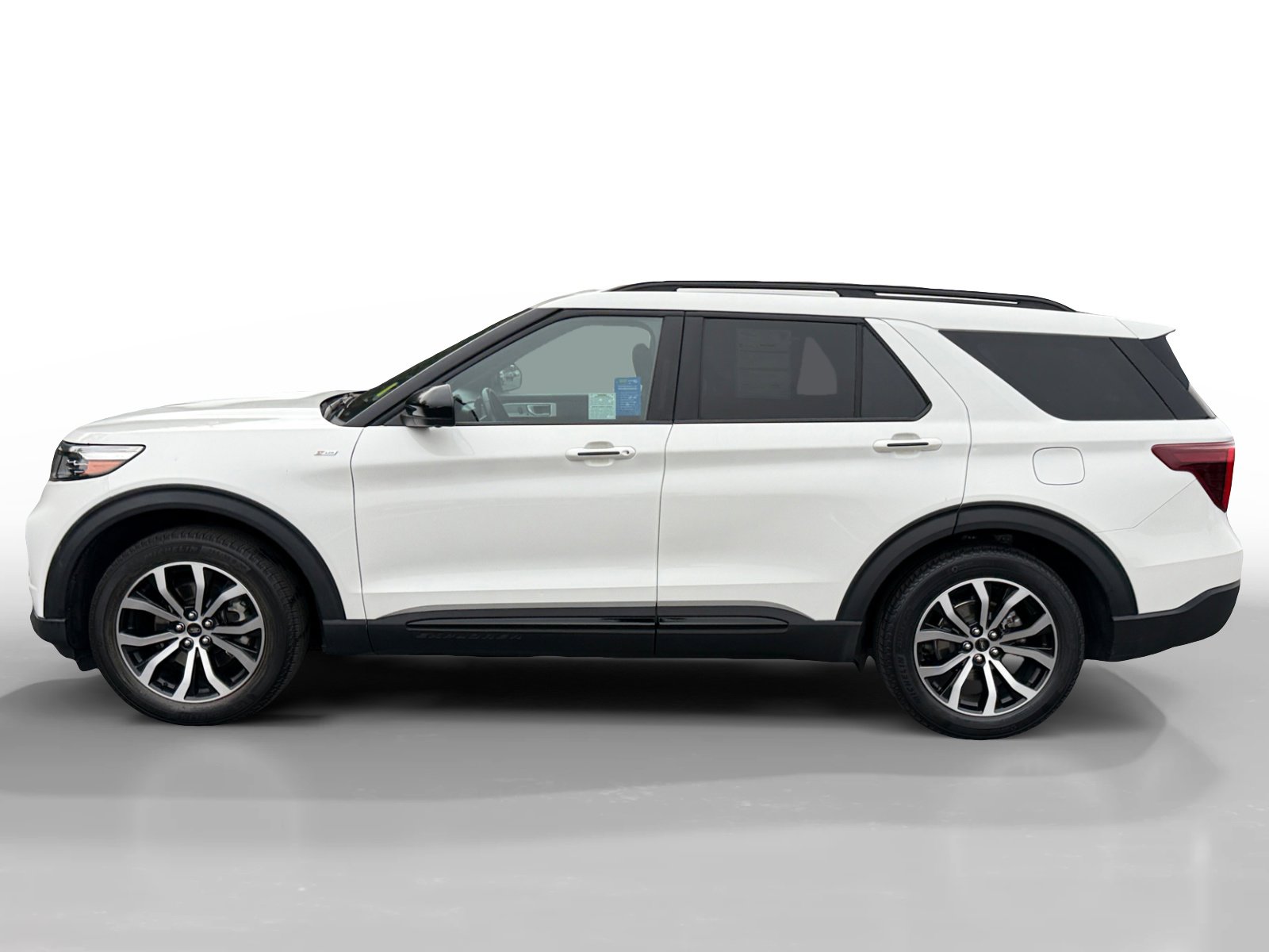 Certified 2022 Ford Explorer ST-Line image 2