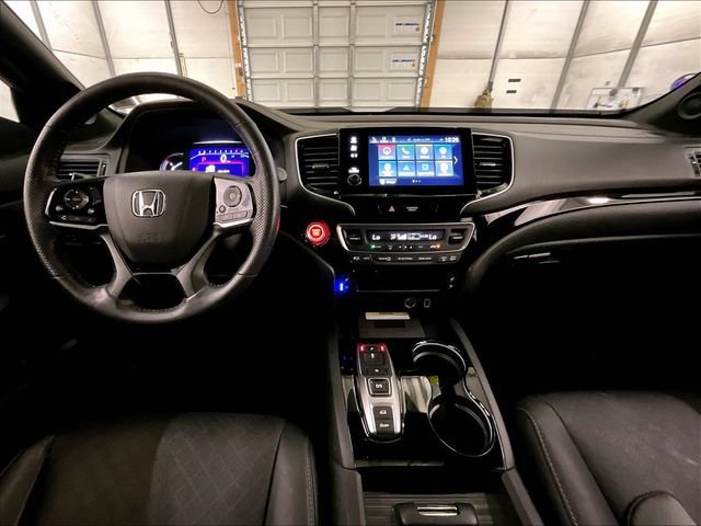Used 2022 Honda Passport Elite image 14