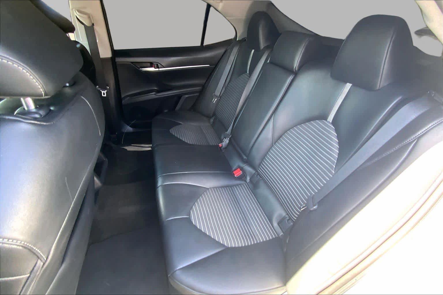 Used 2023 Toyota Camry SE FWD image 21