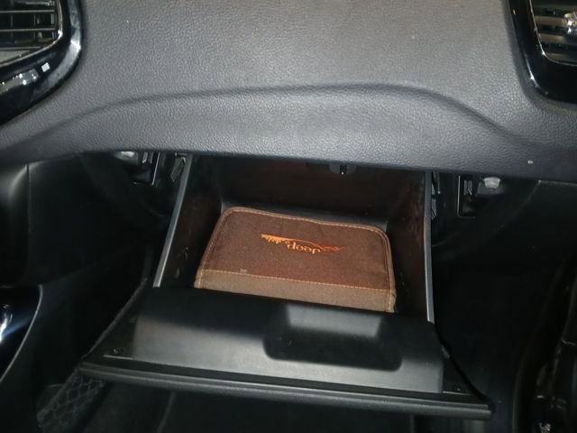 Used 2018 Jeep Compass Limited w/ Navigation Group image 60