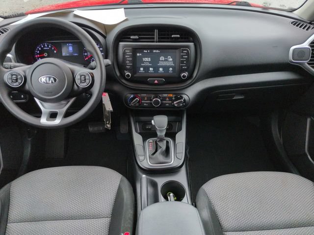 Used 2020 Kia Soul LX FWD image 17