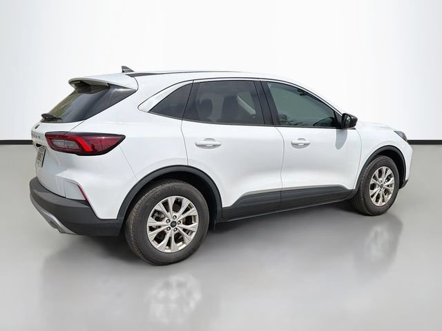 Certified 2024 Ford Escape Active FWD image 5