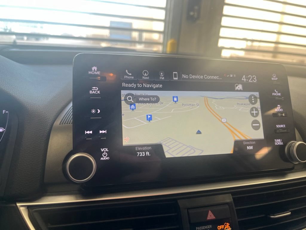 Used 2020 Honda Accord Touring image 6