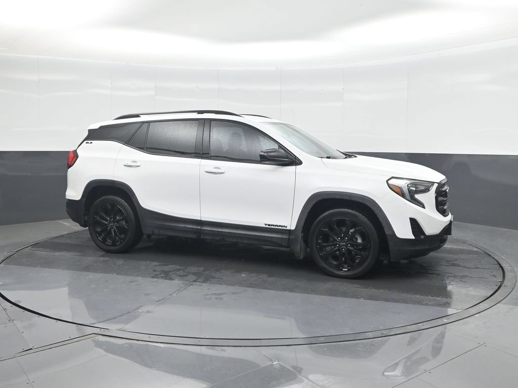 Used 2020 GMC Terrain SLE w/ Driver Convenience Package FWD image 11