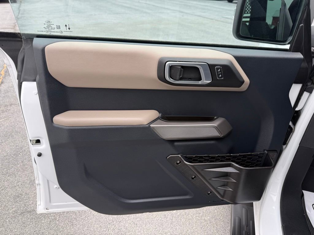Certified 2023 Ford Bronco Wildtrak AWD/4WD image 11