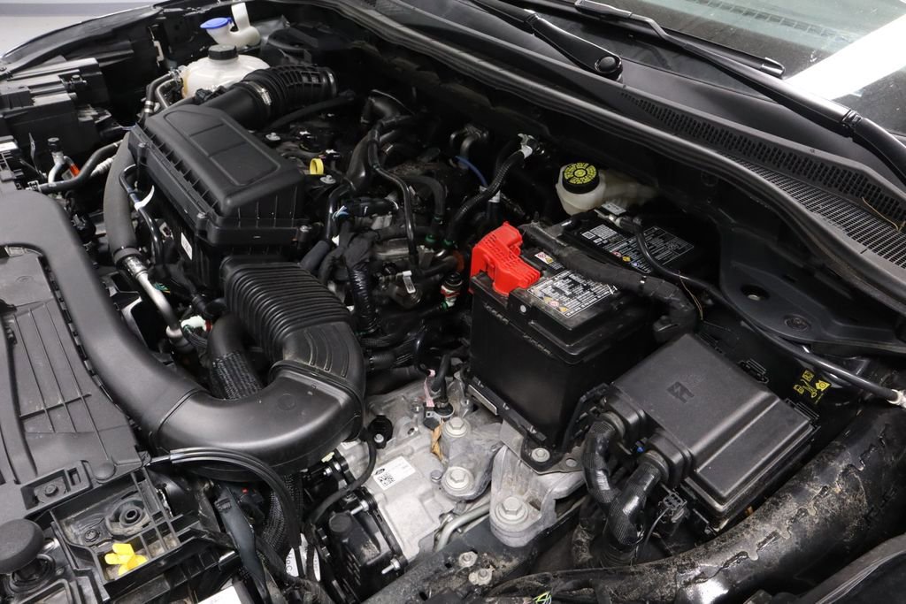 Certified 2025 Ford Escape ST-Line AWD/4WD image 12