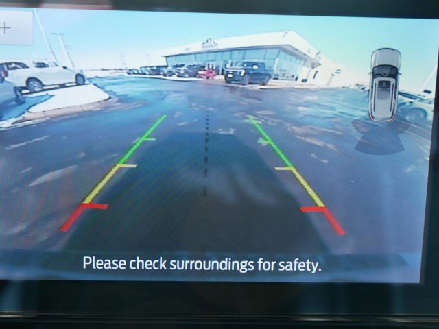 Certified 2022 Ford Explorer XLT w/ Equipment Group 202A image 25