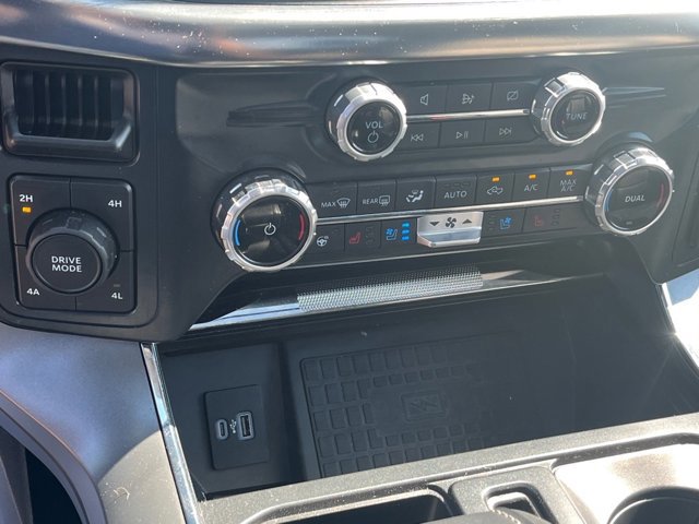 Certified 2022 Ford F150 Lariat w/ Equipment Group 502A High image 13