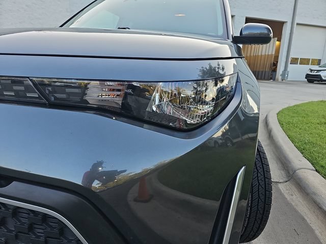 Used 2024 Kia Soul LX w/ Option Group 015 FWD image 27